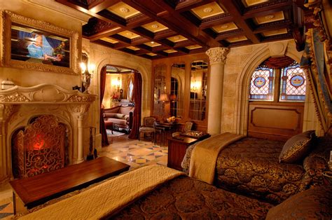 $12,000 Disney tour brings you inside Cinderella’s Castle