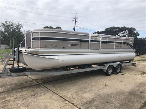 Used Boats For Sale | Pre-owned Boats Near Me