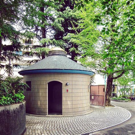 Offbeat designs of public toilets in Japan – Vuing.com