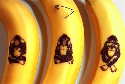 Surprisingly Realistic Banana Peel Art! | artFido