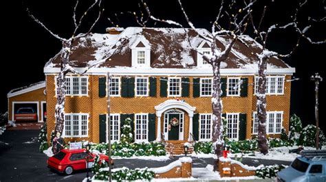 Iconic 'Home Alone' house recreated in gingerbread form for 30th ...