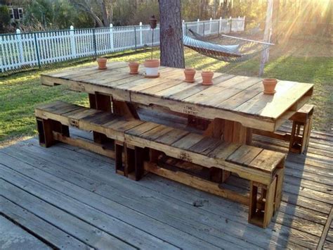 22 Cheap \u0026 Easy Pallet Outdoor Furniture DIY to Make - Baby Shower ...