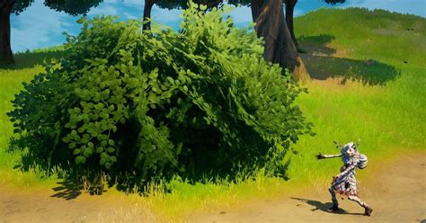 How to Throw Down Bushes in 'Fortnite'