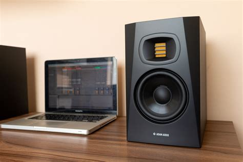 REVIEW: Adam Audio T5V | DJ Expressions.net