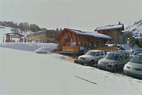 Meribel Village Ski Pass Office | SeeMeribel.com