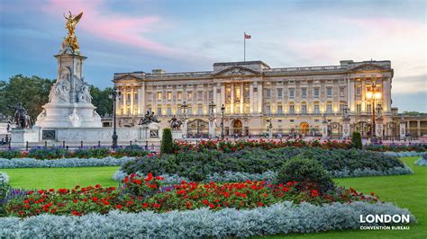 Download Zoom Background Buckingham Palace Background