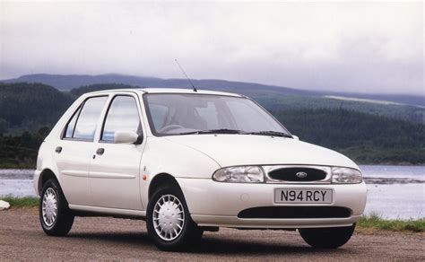 Ford Fiesta Mk4 1995 - 1999 Hatchback 3 door :: OUTSTANDING CARS