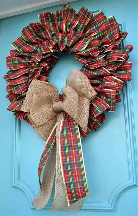 How to Make a DIY Christmas Ribbon Wreath – Chatfield Court