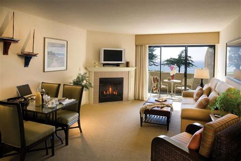 Suite Spot: Seascape Beach Resort in Aptos focused on the view