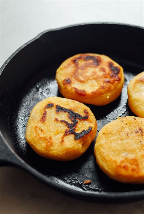 How to Make Arepas | Minimalist Baker Recipes