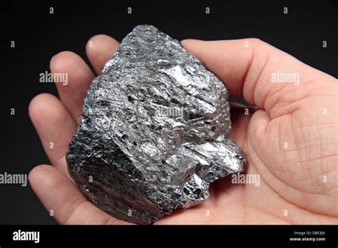 A single lump of the tetravalent metalloid, silicon (Si), as used in a ...