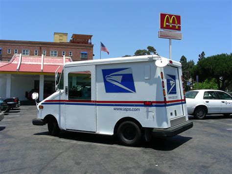 USPS Mail Truck | Grumman LLV (Long Life Van) specially desi… | Flickr