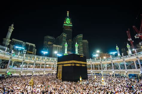 The Kaaba: Mecca Saudi Arabia [6016 x 4016]