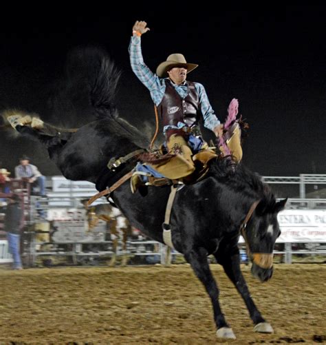 New to Rodeo? Learn about Saddle Bronc Riding > RAM PRCA California ...