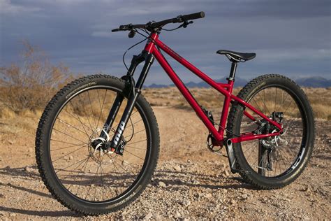 Hardtail vs. Full-Suspension: What Are The Pros and Cons of Different ...