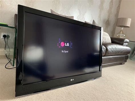 LG 42LH3000 42 inch widescreen full HD LCD TV with freeview- black for ...