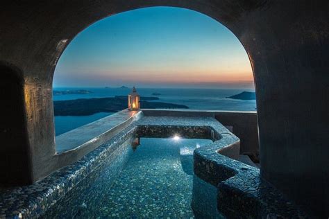 Santorini Is Amazing. This Cliffside Cave Villa Makes Your Visit Even ...