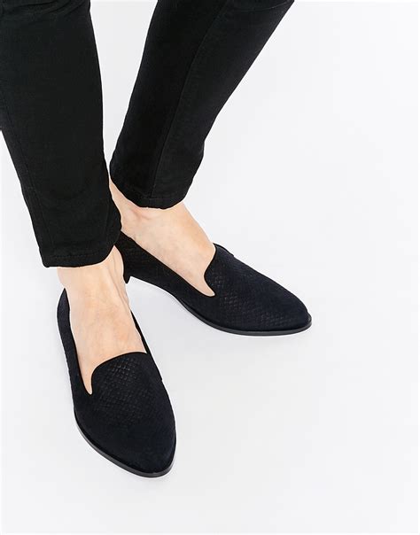 Faith Alpine Black Embossed Flat Shoes - Black | Lyst