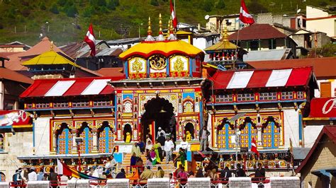 Badrinath Temple | Badrinath Travel Guide | Adotrip