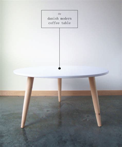 DIY Danish Modern Coffee Table - Francois et Moi