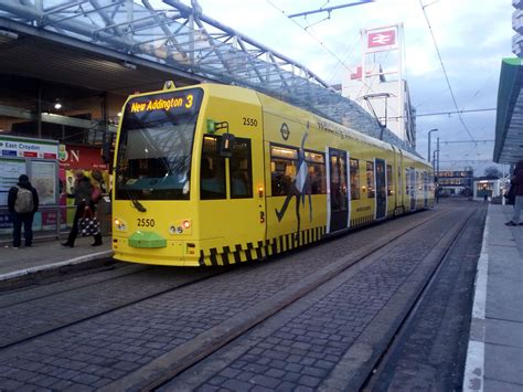 London Tramlink 2550 receives new advert livery | British Trams Online News