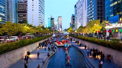 Cheonggyecheon, the rebirth of a river in the heart of Seoul ...