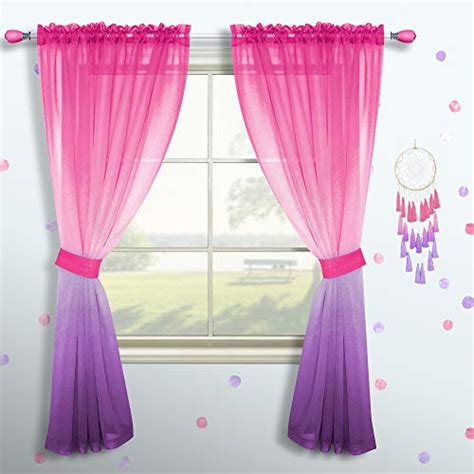 How To Choose The Best Curtains For A Girl’s Room