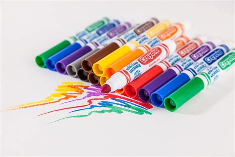 Ultra-Clean Washable Markers, Broad Line, 8 Count | Crayola.com | Crayola