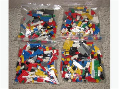 4 Pounds Lego Bricks $50 Basic Shapes & Colours Orleans, Ottawa