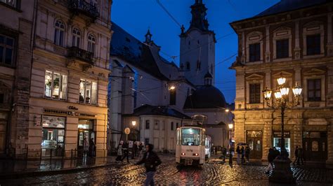 To House Refugees, Lviv Wants to Make Beautiful Buildings That Last ...