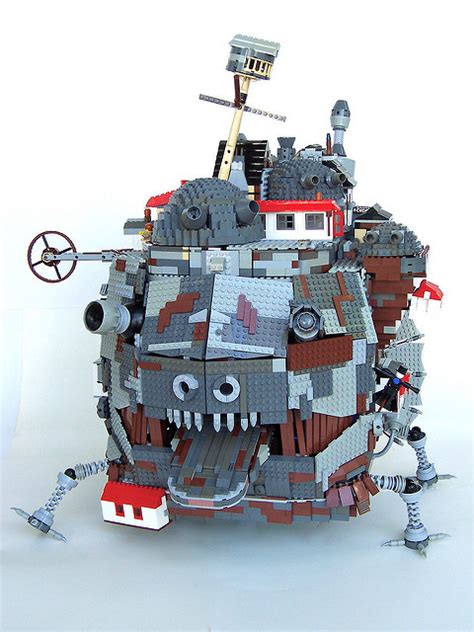 Howl's Moving LEGO Castle - The Brothers Brick | The Brothers Brick