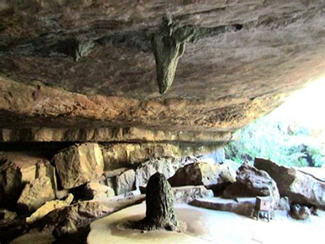 Mawjymbuin caves emerge as tourist hotspot in Meghalaya