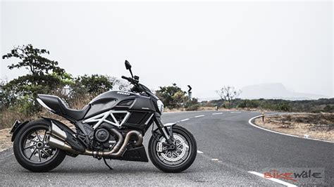 Ducati XDiavel vs Diavel; What’s new? - BikeWale