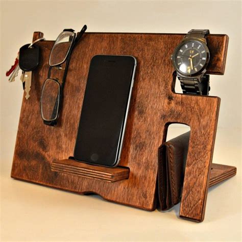 Hand Crafted Wood Phone Docking Station » Petagadget