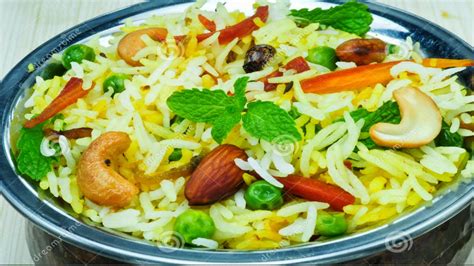 Movers Move: Vegetable Biryani - South Indian Recipes,