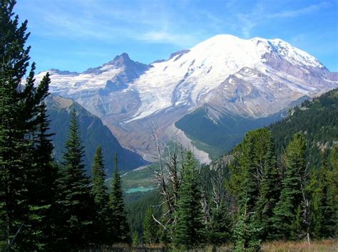 Mount Rainier Sunrise | Lodging in the Mount Rainier Region