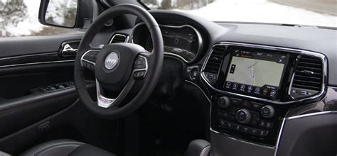 Guide to the 2020 Jeep Grand Cherokee Interior | South Oak Jeep Dodge ...