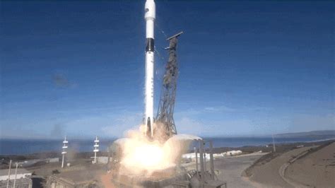 SpaceX Falcon 9 Launches Satellite to Monitor the World’s Oceans ...