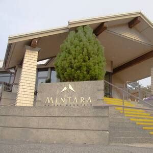 Mintara atop Burnaby Mountain - Venue - Burnaby - Weddinghero.ca