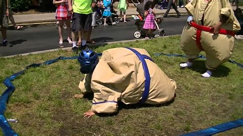 Fat suit sumo wrestling at Cleveland Asian Festival - YouTube