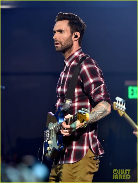 Adam Levine Celebrates Maroon 5's New Album 'V' at iHeartRadio Theater ...