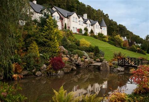 Luxury lodge on shores of Loch Ness in Highlands makes it to bucket ...