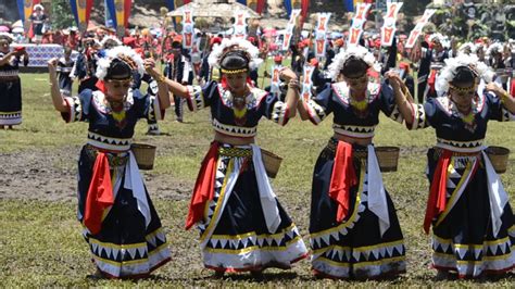 Rhythms of the Islands: Top 20 Most Popular Philippine Folk Dances ...