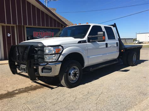 2012 Ford Crew F350 Flatbed Dually - GAS