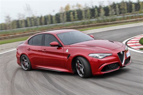 2016 Alfa Romeo Giulia Quadrifoglio Review | CarAdvice