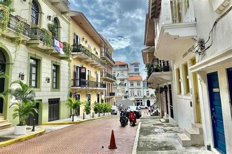 Walking Tour In Casco Viejo | Tao Travel 365