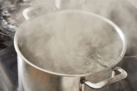 7 Surprising Ways to Use Boiling Water to Clean | The Kitchn