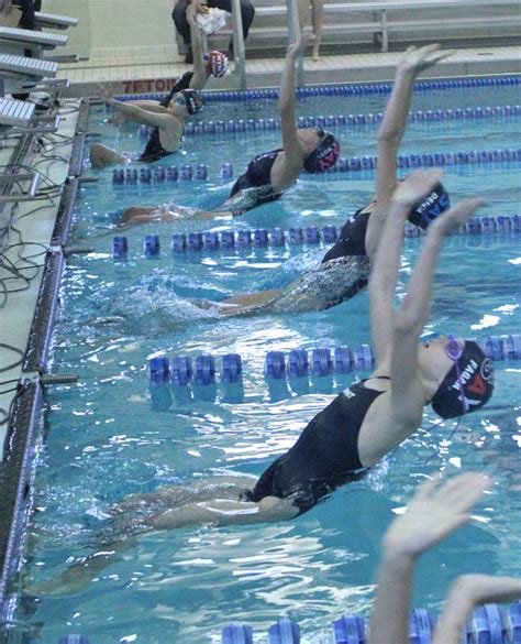 Dive Right In: Summit Area YMCA Swim Team Tryouts Set for July 25 | TAPinto