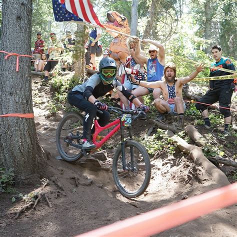 A First-Timers Guide to Downhill Mountain Bike Racing - Femme Cyclist