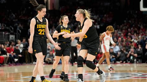 Iowa women's basketball hands Ohio State first loss behind Caitlin ...